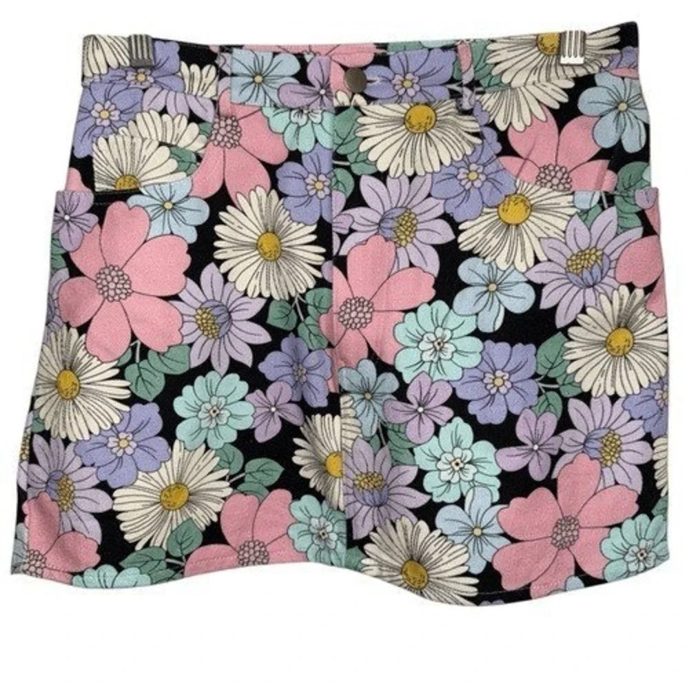Storia vibrant floral